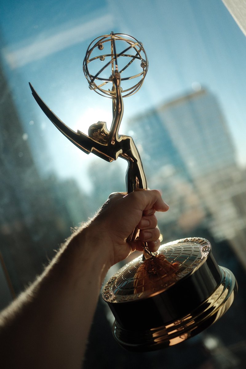 Curls on Camera tweet media