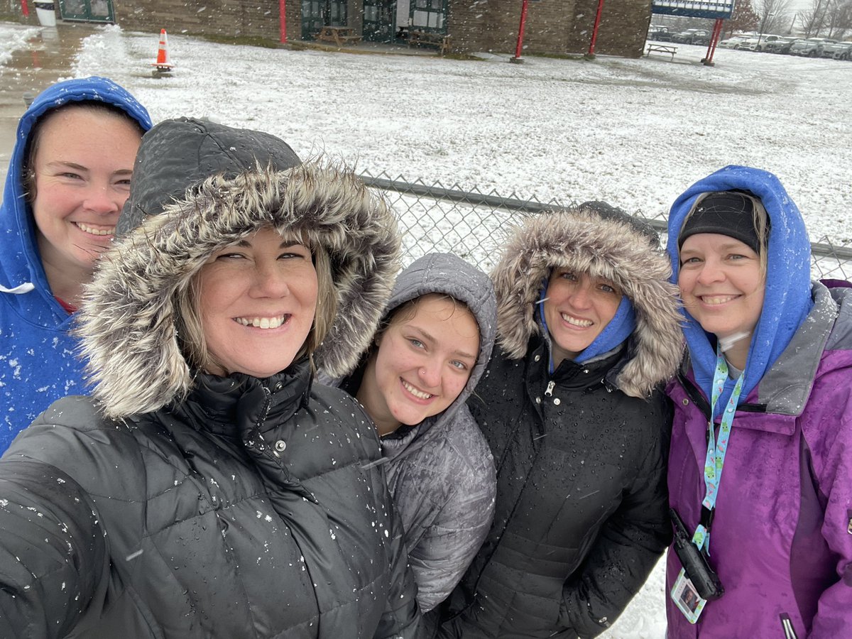 MrsJankord's tweet photo. A last minute noon dismissal due to the weather!! What a wild day! ๐คช
@Ottawa290 #LINCLions #SnowDay https://t.co/slPOfhhaD0
