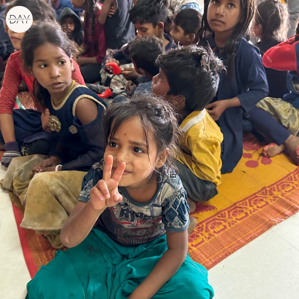 DAYfoundat008's tweet photo. Welcoming New Year with these. beautiful souls
#HappyNewYear2024 #ngo
#dayfoundation #newyear #Trendings https://t.co/HBcxbqrGo7