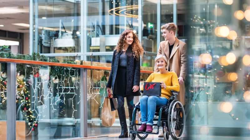 capacesnews's tweet photo. #Medios Una #guía explica como debe ser la #accesibilidad en un centro comercial, vía @Fundacion_ONCE #ASIPA @tododisca. https://t.co/VWyDa044R7 https://t.co/B5AB1VGZQs