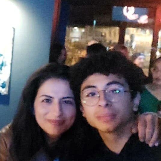 Seni çok seviyorum Özgür'üm. Ölesiye özlüyorum. 
İsias KATİLLERİ ruhları satılmış, gözünü para hırsı bürümüş, içinde zerre  insanlık olmayan aç gözlü KATİLLER. Dilerim Bir damla ışığa muhtaç olun.
Mücadelemizden asla vazgeçmeyecegiz.
#isiasortakdavamız