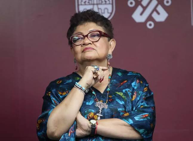 c4jimenez's tweet photo. MURIERON ESPERANDO AYUDA d @FiscaliaCDMX
-Blanca acusó q su suegro iba a matarla
-Maria denunció q iban a asesinarla
-La sobrina d Irma acusó q su hijo la violentaba
Hoy todas están MUERTAS
Pero los diputados @MorenaCiudadMex arengan q @ErnestinaGodoy_ siempre ve por las víctimas https://t.co/DzETLs8h7N