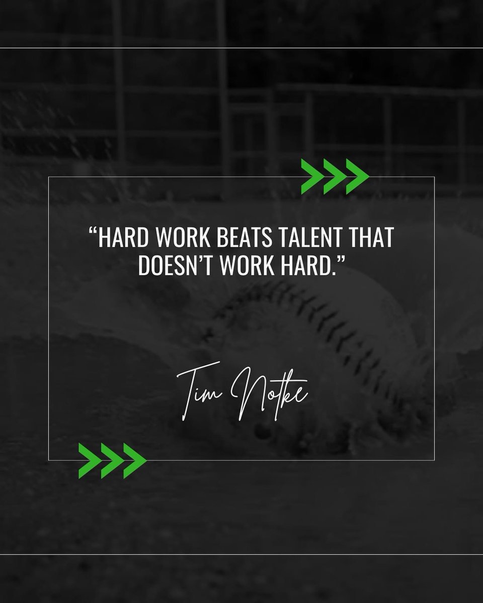 EaglesCrawford's tweet photo. 💛💜 🥎 https://t.co/0bwHdyZeIv