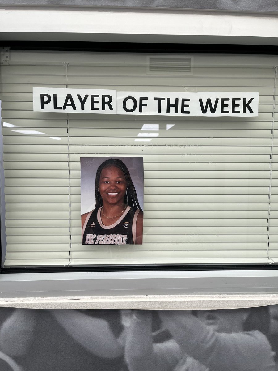 UNCP_WBB's tweet photo. A special Player of the Week announcement with the griddy queen herself, Kelci Adams

Congratulations to Kalaya Hall for claiming this week’s honor!

17 points
4 assists
2 rebounds 

#BraveNation https://t.co/naVTtmFO16