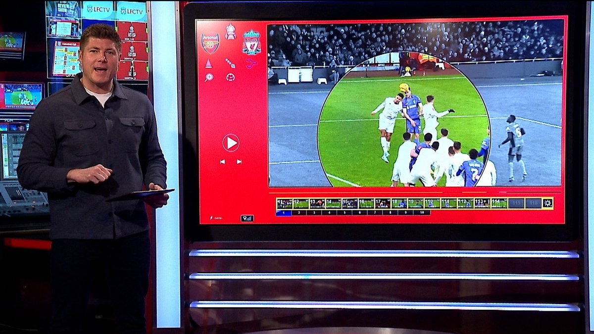 NeilMellor33's tweet image. Diogo Jota rattled the crossbar having out jumped William Saliba at the back post. #crossbar #rattled #leap #Jota 
Goal ⚽️ Burnely (a) 
Assist 🅰️ +won pen- Newcastle (h)
Assist 🅰️ Arsenal (a)
Great to have Jota back 🙌 #LiverpoolFC #ReviewShow