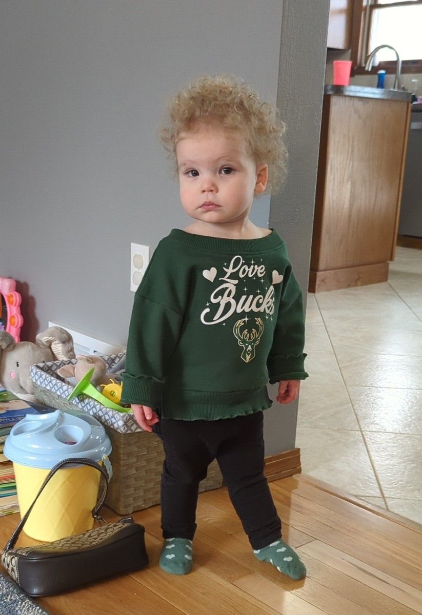 GrantRoland's tweet photo. @Bucks looking for a new model? https://t.co/y5Zo6SL9D1