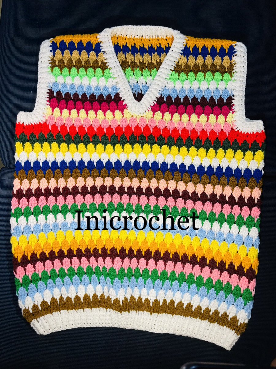 My client ate it all with no crumps left😻
Handmade multicolored vest🧶😍

Inicrochet is available for recreations and custom orders
Send us a DM🙏😍
Please like and comment🙏🤗