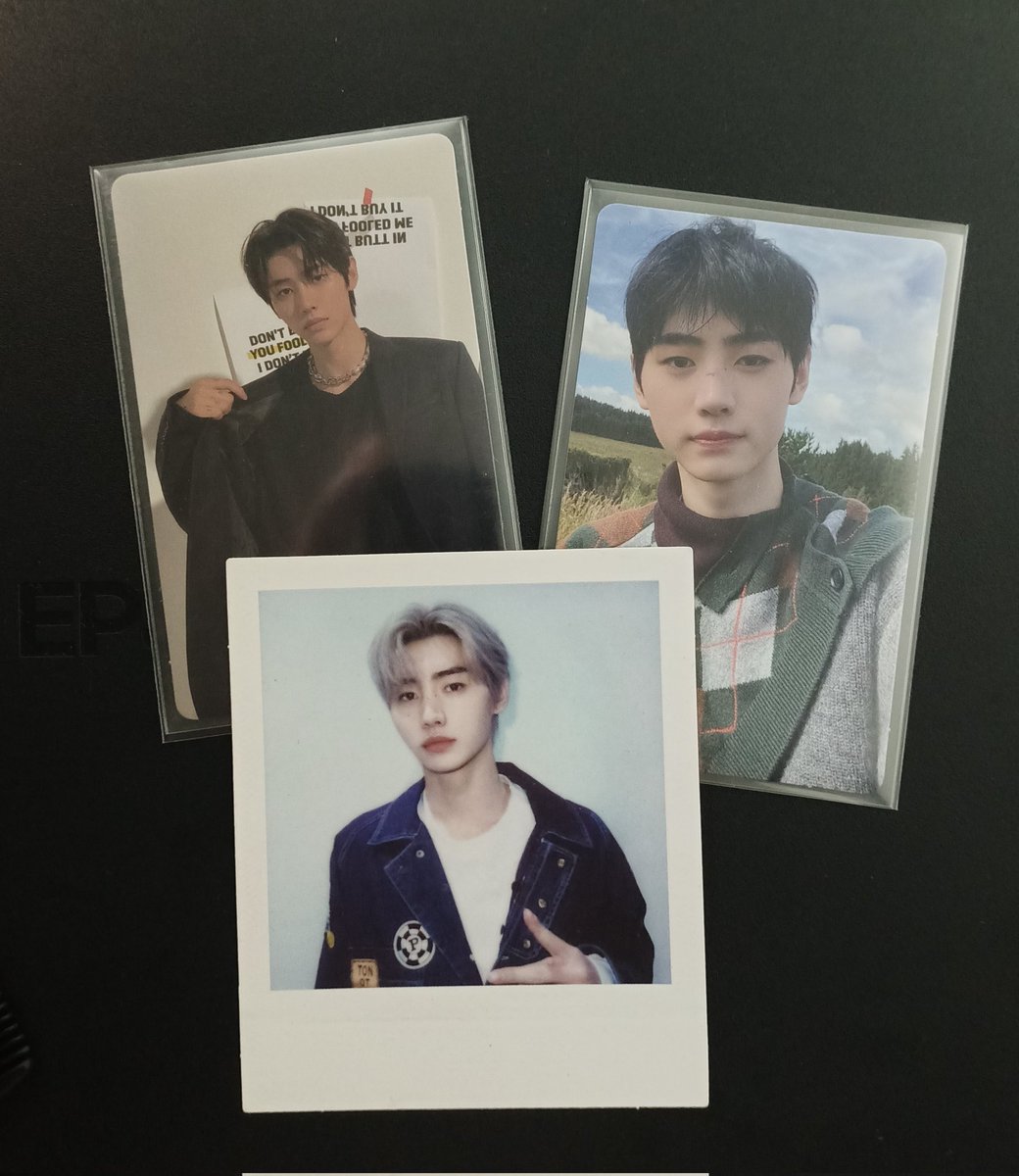 xiaorina7's tweet photo. wts lfb — enhypen ph

Sunghoon Set for 280 pesos 

— onhand
— gcash
— sco, jnt, ggx
— mint condi

reply or dm to claim 🫶🏻 https://t.co/8Nz6YpudNY