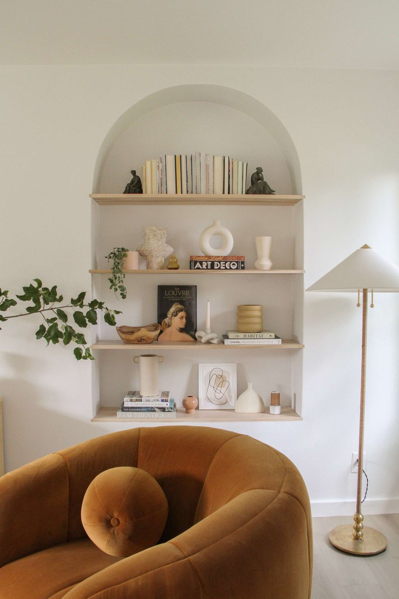 NOVO_BP's tweet photo. Brit beautifully decorated her shelving made from our Maple boards.
-
📷 @britdotdesign
-
#LoveTheRoom #InteriorDesign #HomeDecor #LivingRoomDesign #ORC #OneRoomChallenge #BuiltIns #MapleBoards https://t.co/bubLqiuMww