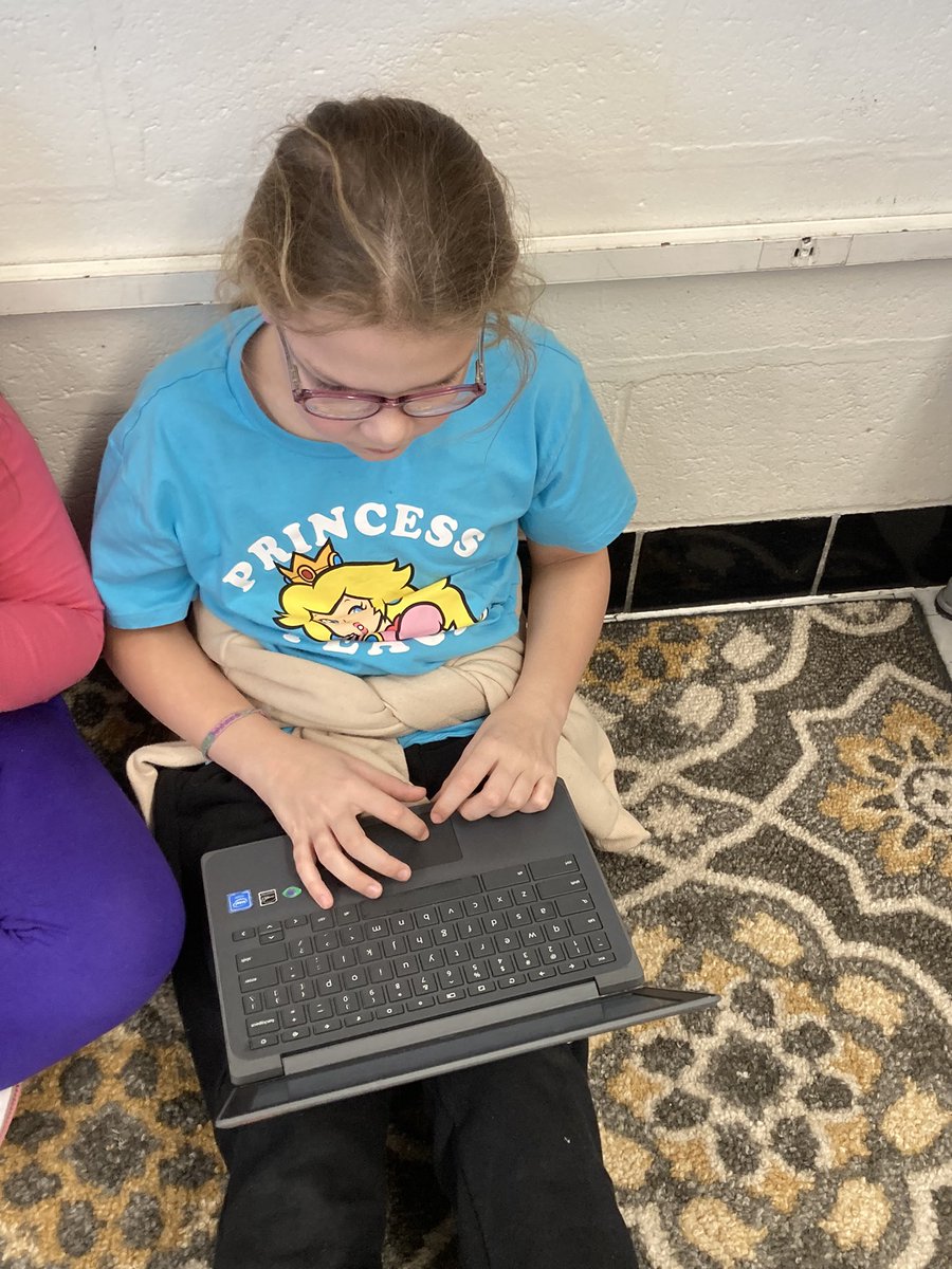 Mr. Chu’s 4th Grade ELA students writing their Harry Potter essays from a model example. <a href="/MrChuNorton/">Mr. Chu</a> #HAYNation