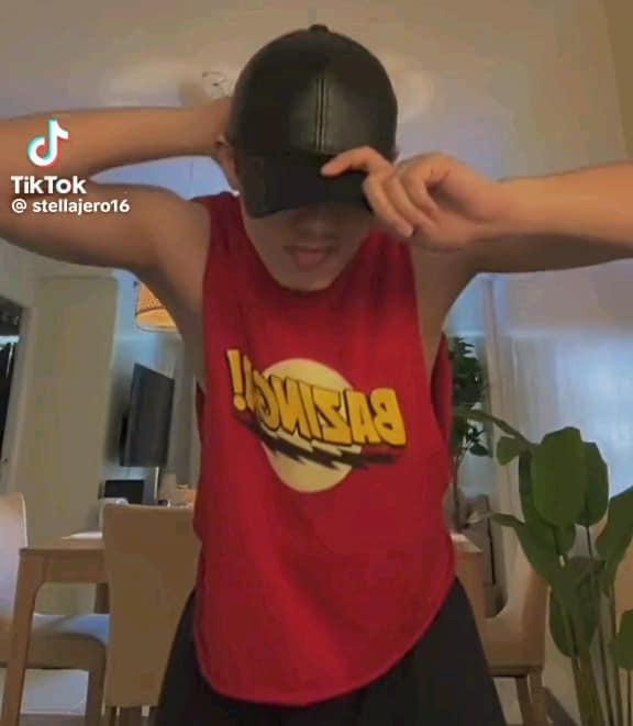 johnjown114's tweet photo. GETZ NYO NA YANG #BAZINGA SHIRT NI #SB19_STELL
Dito nyo icheck out๐๐๐
https://t.co/GYLBXH96V0
#SB19 #ATIN #SB19Closet #SB19Fashion #onezoneexperience #MAHALIMA #BAZINGA #EverythingPOP https://t.co/haTrv1V9Zo
