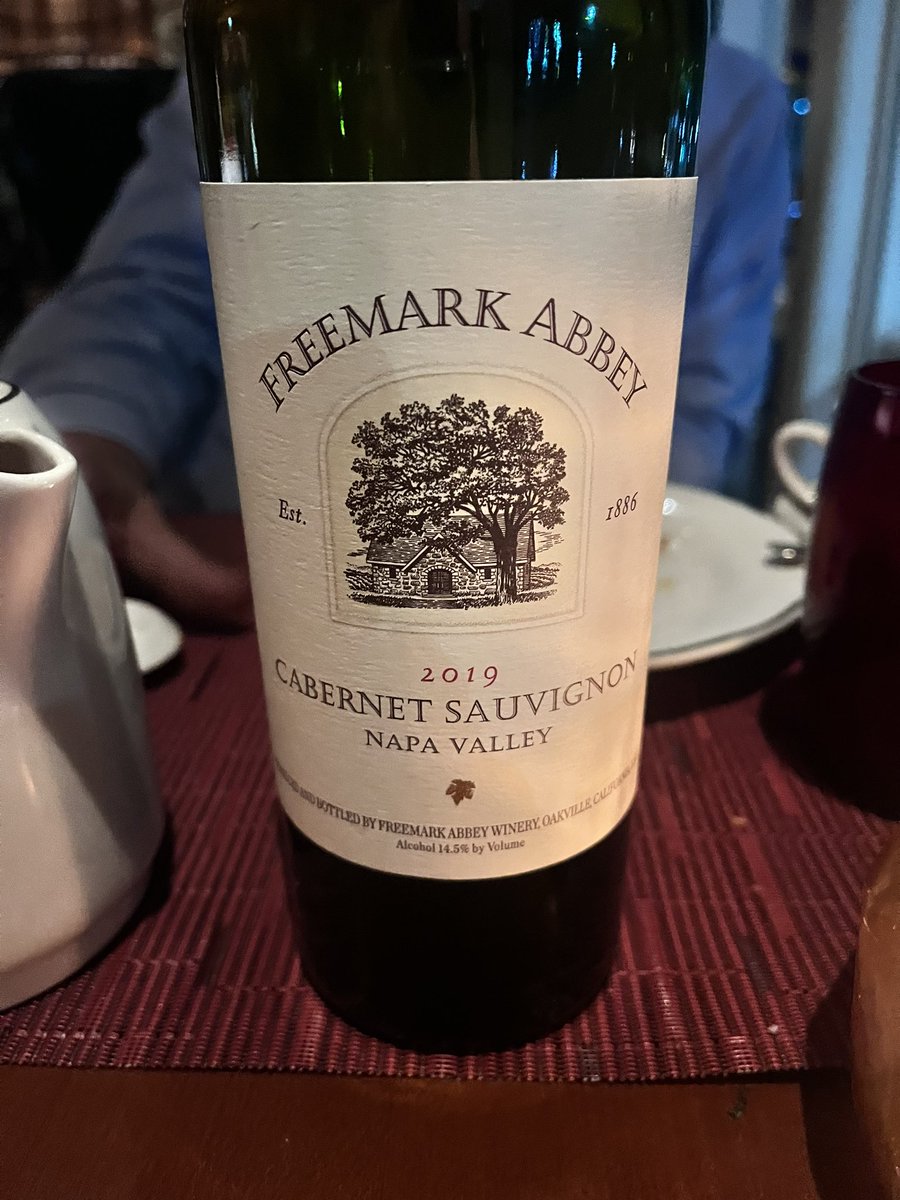 MeMeMiddleClass's tweet image. If you appreciate an earthy Cab Sav and have a special occasion to splurge, here’s a recommendation. 
#Wine
#winelover 
#CabSav
#Cabernet
