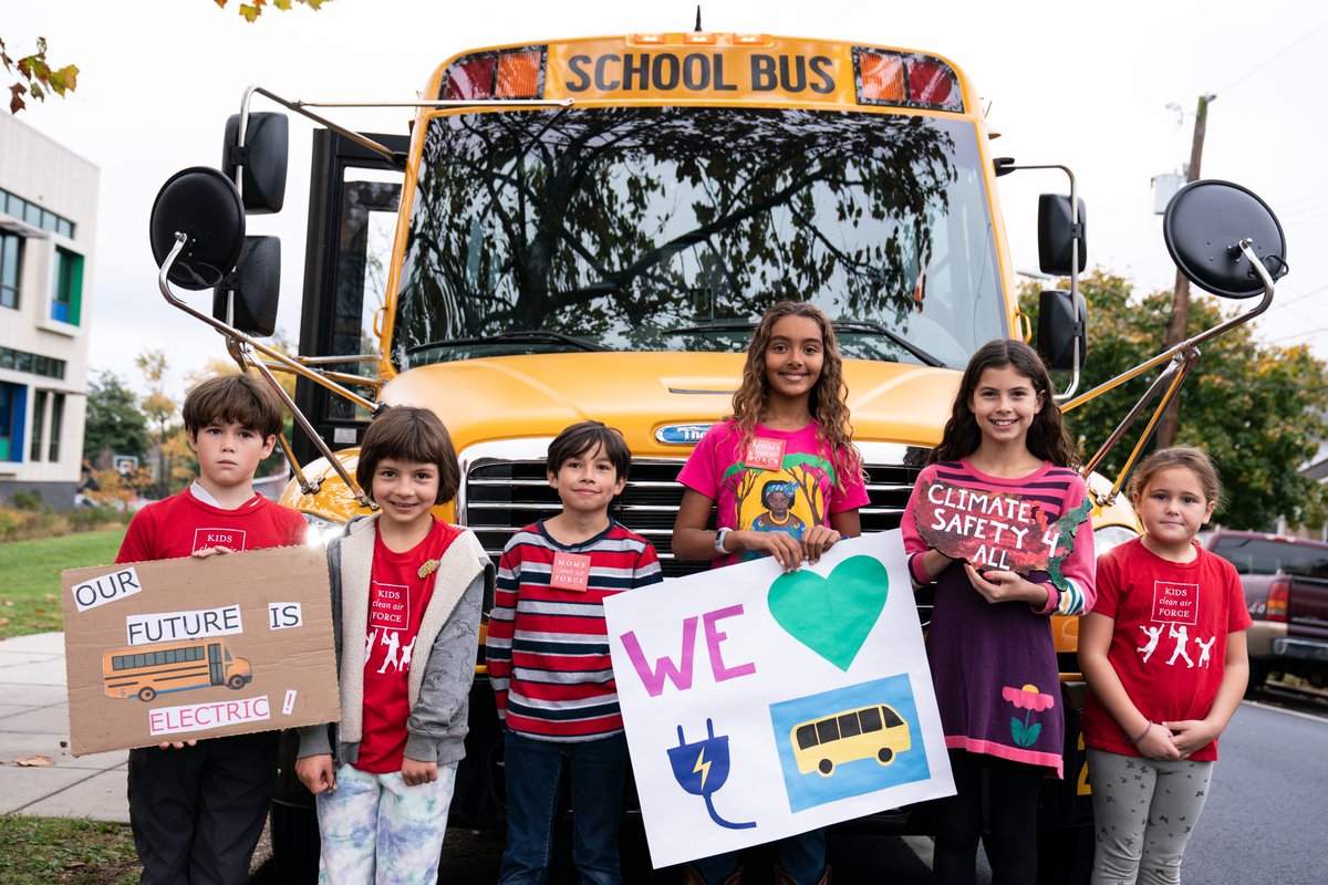 BREAKING NEWS: <a href="/EPA/">U.S. EPA</a> will distribute nearly $1B in clean school bus funding, giving almost 7M more kids access to a clean ride to school. Moms' Melody Reis says: "We are deeply encouraged by this demonstrated commitment to improving the health of our children &amp; the planet." 

Read