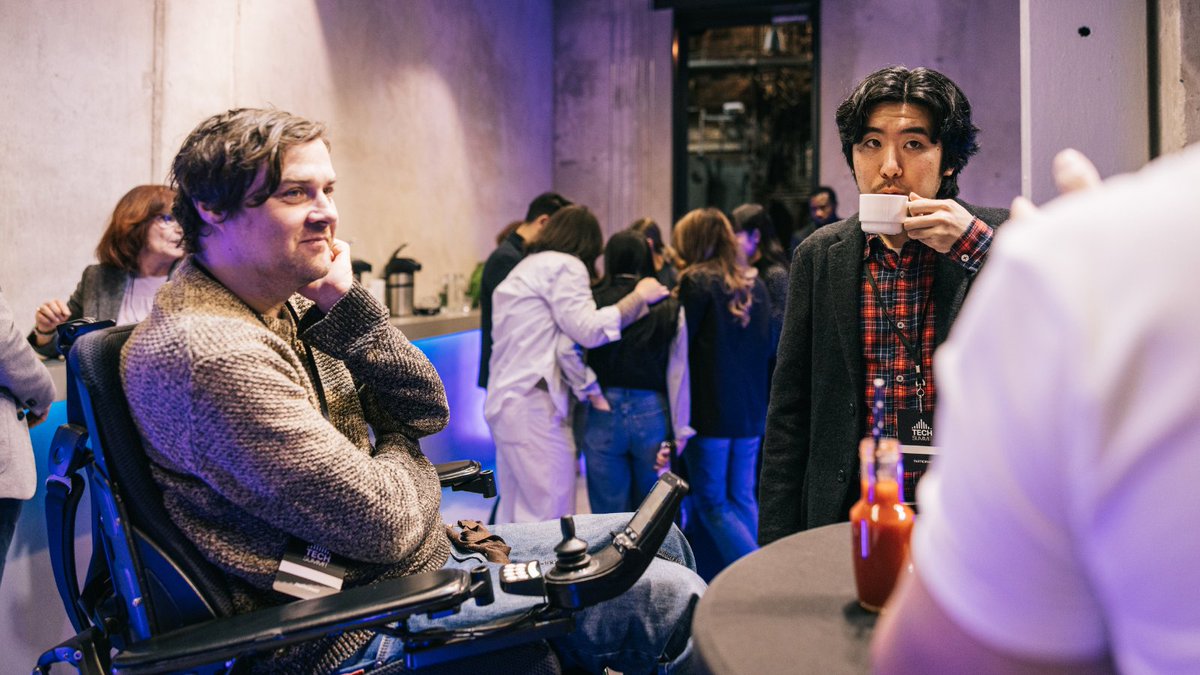 Meetup en Español tweet media