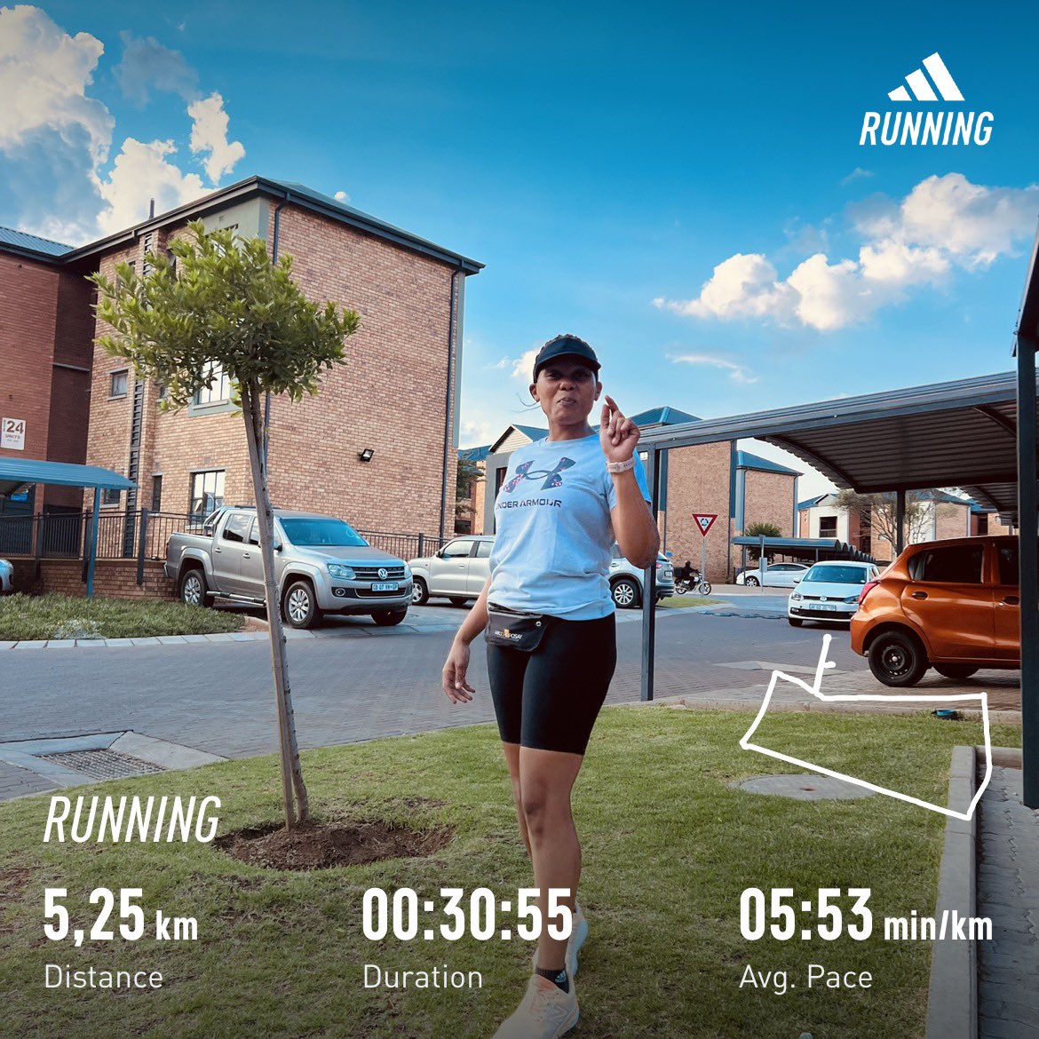 maponya_mantsha's tweet photo. I've been feeling anxious anticipating my afternoon run, it’s been 2 weeks of absolute BS 🤣 day 1 of what’s about to be an amazing running season 🙌🏾
Compliments 🥂 #NeverSkipMondayRWSAC #RunningWithSoleAC #BudgetInsurancexRunningWithSoleAC #IPaintedMyRun #FetchYourBody2024 https://t.co/9H5SkzBWZI