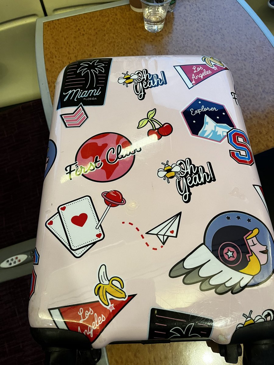 chrisdysonHT's tweet photo. I’m so excited for this year here @trust_create … the year has started brilliantly as I spend 36 hours with the inspirational #TonyStaneff the guru of @WhiteRoseEd … he even got to spend time with the #PinkSuitcase … train done and now to meet @misterunwin and @Kiran_Vithal https://t.co/CcPItEjxKz