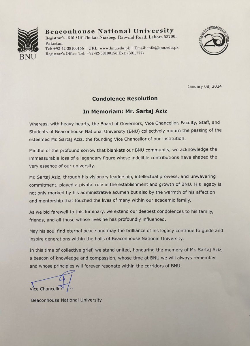 Held a dua and @BNULahore issued a condolence resolution for Sartaj Aziz sb, our first Vice Chancellor. The university will be hosting a special reference event for him soon. I am fortunate to have a giant like him as one of my predecessors at @BNULahore.