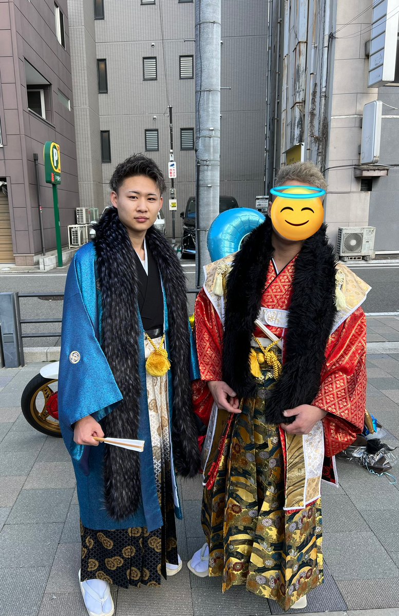 Ryutan_03's tweet photo. 念願の袴着れてホンマに最高の成人式👍 https://t.co/pK0NWd3DpI