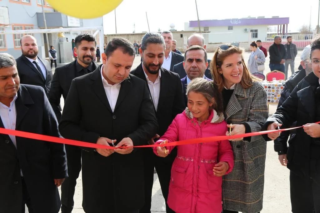 omerokcnn's tweet photo. Atanınca değil, adanınca gerçekleşen bazı şeyler.
Vesilesi olduğumuz kütüphanenin, geleceğimiz olan çocuklara hayırlı olmasını diliyorum 🎊
Emeği geçen bütün arkadaşlara teşekkür ederim. https://t.co/MIcKcnjIvJ