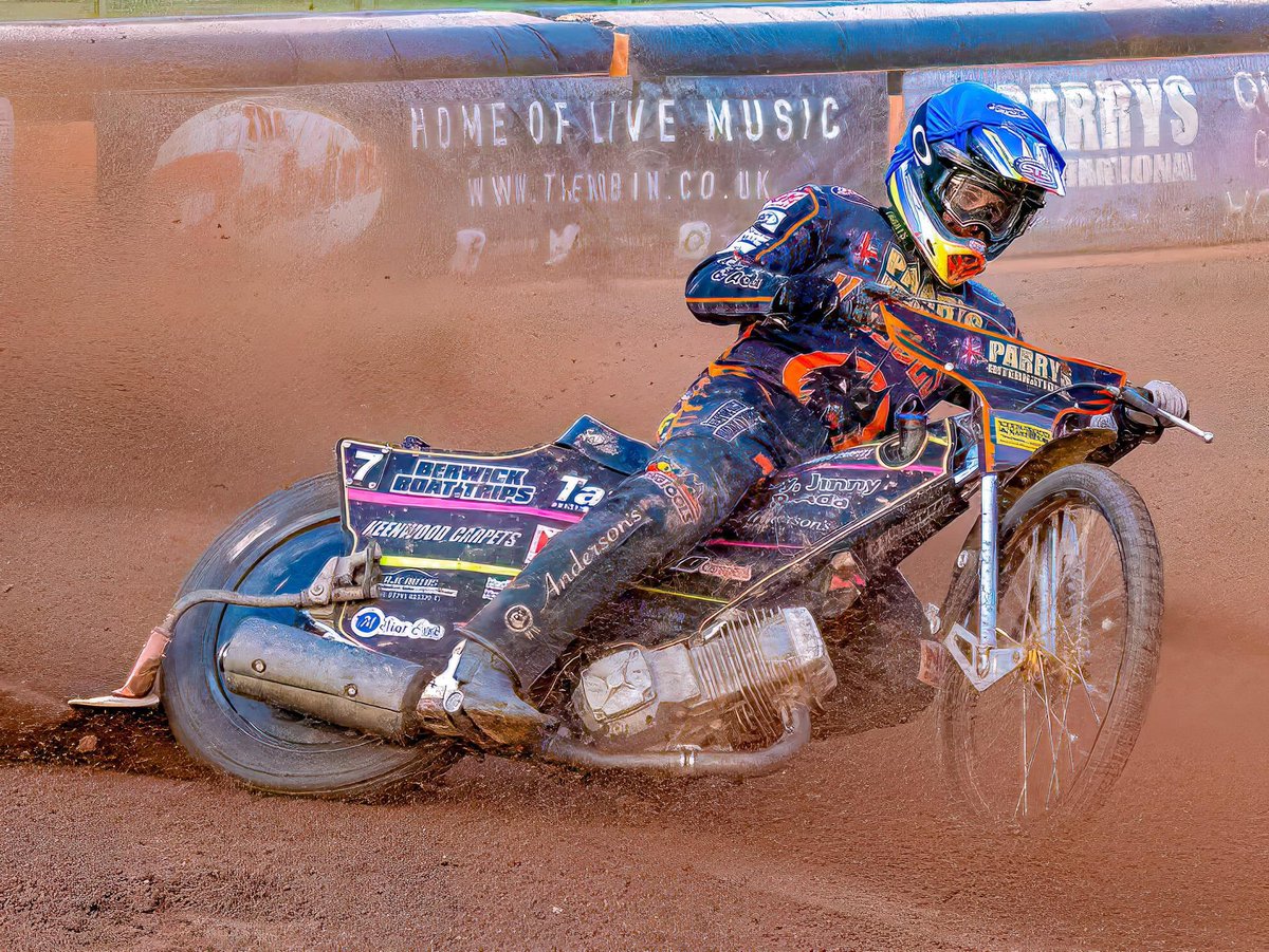 ⭐️ Our 2023 Rising Star Leon Flint features in this week’s #MonmoreMonday.

📸 Phil Mcglynn
📲 chng.it/86kKSJsyVv
#SaveWolvesSpeedway | #Wolfpack 🐺🐾