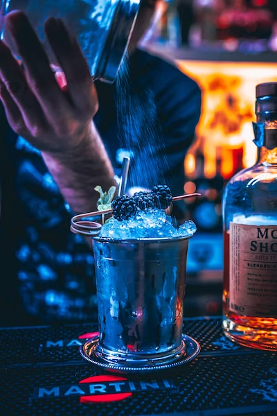 osmanduralmaz's tweet photo. Bartenders catering to the upper echelon have a distinct mission: crafting bespoke experiences. Beyond mixing drinks, they curate refined atmospheres, catering to individual tastes and preferences. Their role transcends that of a drink artisan; they become orchestrators of sophisticated social encounters. Attuned to the desires of the affluent clientele, these bartenders elevate the art of mixology, providing not just beverages but personalized, luxurious moments. In the realm of the upper class, bartenders serve as purveyors of exclusive ambiance, contributing to the cultivation of upscale social spaces and offering a taste of opulence through their finely crafted concoctions.
