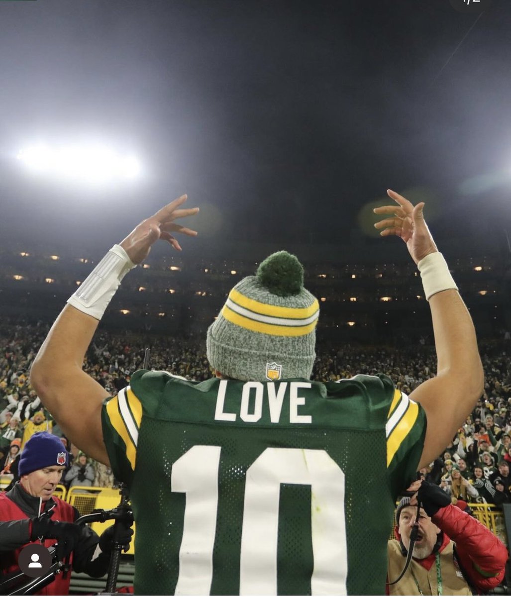 rhaus858's tweet photo. Torch: passed @packers @cheeseheadtv https://t.co/wUY9Eahm68