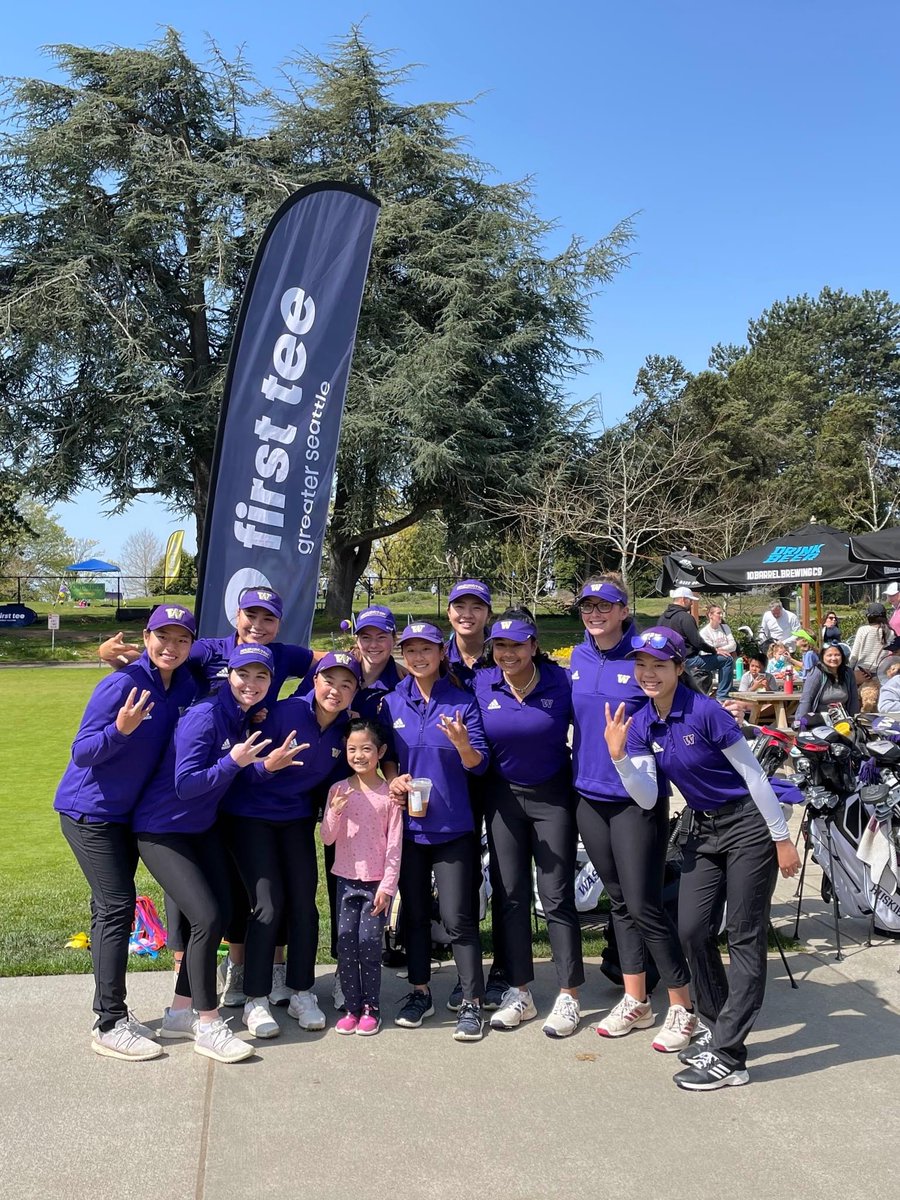 Good luck to the University of Washington Football team tonight in Houston as they battle for the national championship! We're rooting for you. GO DAWGS! 💜

#GirlsGolf #HuddleUp