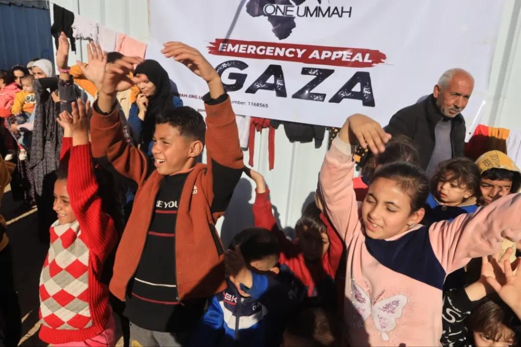 OneUmmahCharity's tweet photo. These children have experienced heart-wrenching loss &amp; destruction in the past few months. Our team organised an event in Palestine to uplift their spirits during this time of devastation.
➤ https://t.co/SDGSPLnELp
𝟏𝟎𝟎% 𝐃𝐨𝐧𝐚𝐭𝐢𝐨𝐧 𝐏𝐨𝐥𝐢𝐜𝐲
#palestine 🧵⬇️ 1/3 https://t.co/x9enp90z28