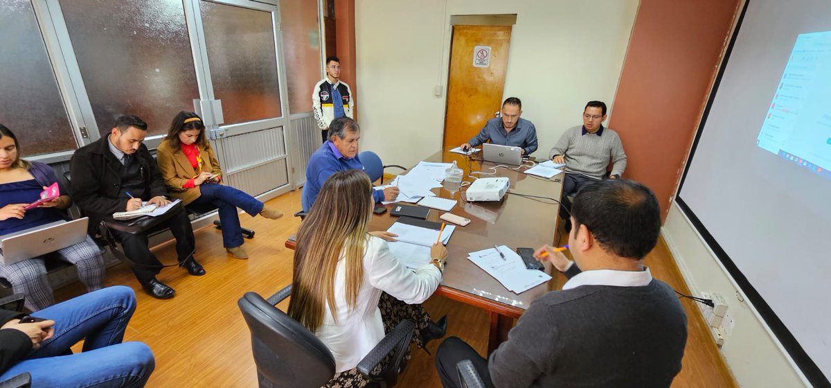 CuencaDGAC's tweet photo. SESIÓN ORDINARIA DE LA COMISIÓN DE AVALÚOS Y CATASTROS. 08/01/2024
#AmorPorCuenca📷📷
#CuencaSeTransforma https://t.co/icMIwQ9YO3