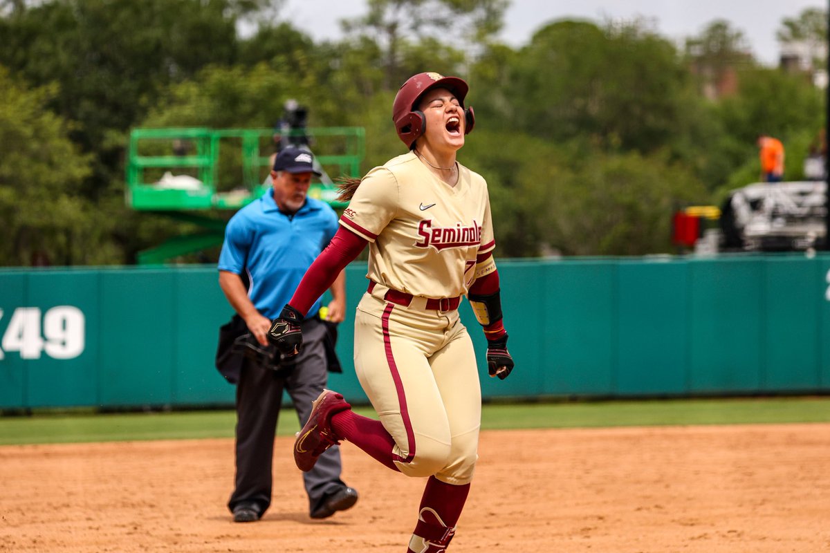 FSU_Softball's tweet photo. 3️⃣0️⃣ days until we’re back at our favorite place ☺️

#Team41 https://t.co/75zH8C7zfN