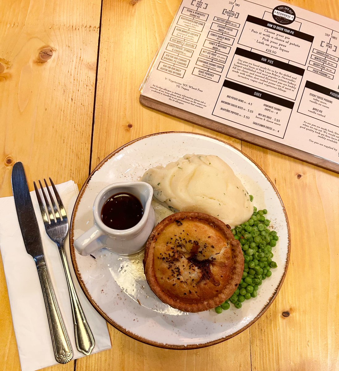 NewcastleNE1's tweet photo. Choose your pie, potatoes, peas, and liquors - what's not to love at @TheRedhouseNCL! 🥧
And with 2 for £20 this #NE1RestaurantWeek, there's literally no reason not to go! 👌🤤
https://t.co/asjOUEWaUP https://t.co/jNAjotwhPU