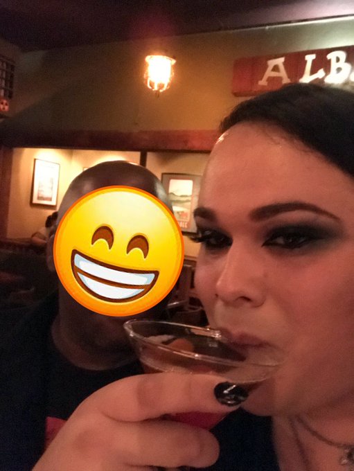 Some folx really know how to show a gal a good time! 🍸💃🏽 #happyfriday everyone! 🔥 Full photoset &amp; video:<a href="/tag/happyfriday"class="tags"><span>#happyfriday</span></a><a href="/tag/bbw"class="tags"><span>#bbw</span></a><a href="/tag/trans"class="tags"><span>#trans</span></a><a href="/tag/bbwporn"class="tags"><span>#bbwporn</span></a><a href="/tag/bbwmodel"class="tags"><span>#bbwmodel</span></a><a href="/tag/transporn"class="tags"><span>#transporn</span></a>