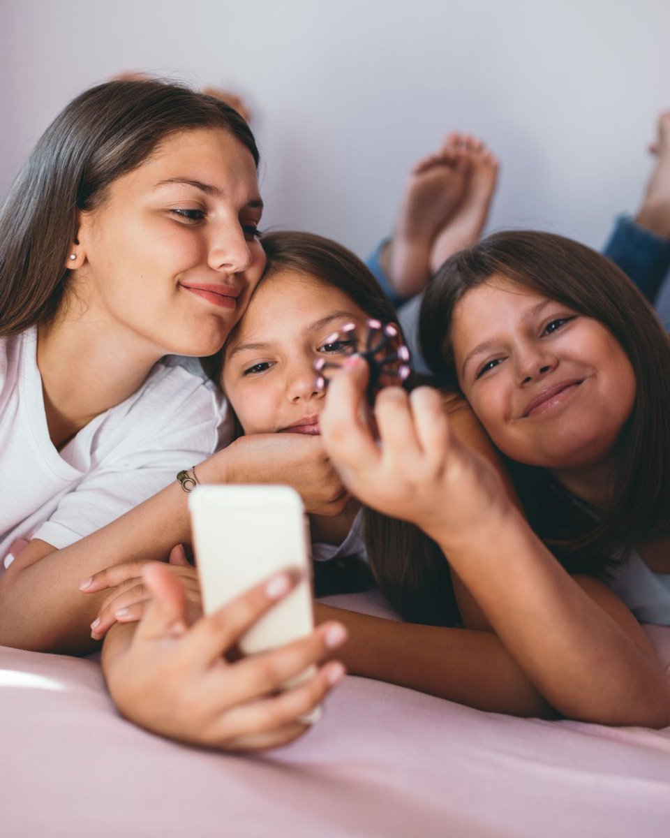 Parenting tip: engage in open conversations with your teen. 💡

Explore the potential impacts of their online actions, safeguarding their reputation and shaping future opportunities. 💜
