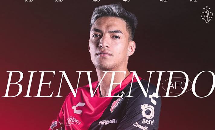 _Captureee's tweet photo. Un inestable mental, un misogino que se parece a Ozuna y un cabrón que se tropieza al correr. 

No están listos para el mejor tridente ofensivo de la liga. 🚬 https://t.co/BGGcE0Yzg6
