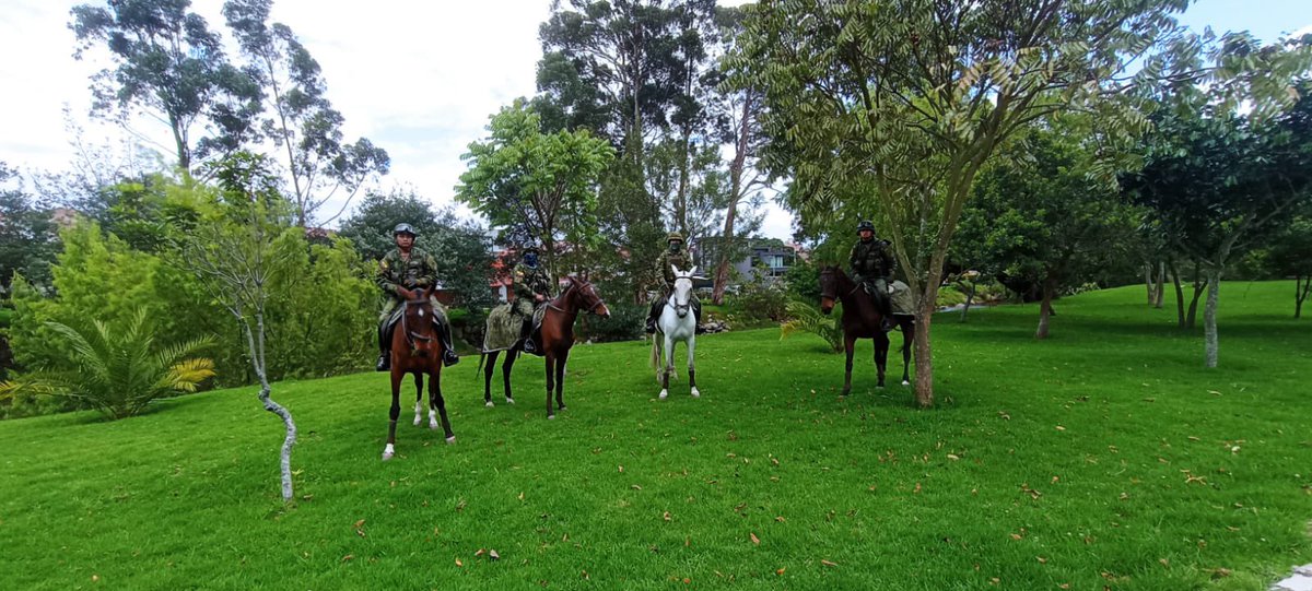 Ejército Ecuatoriano tweet media