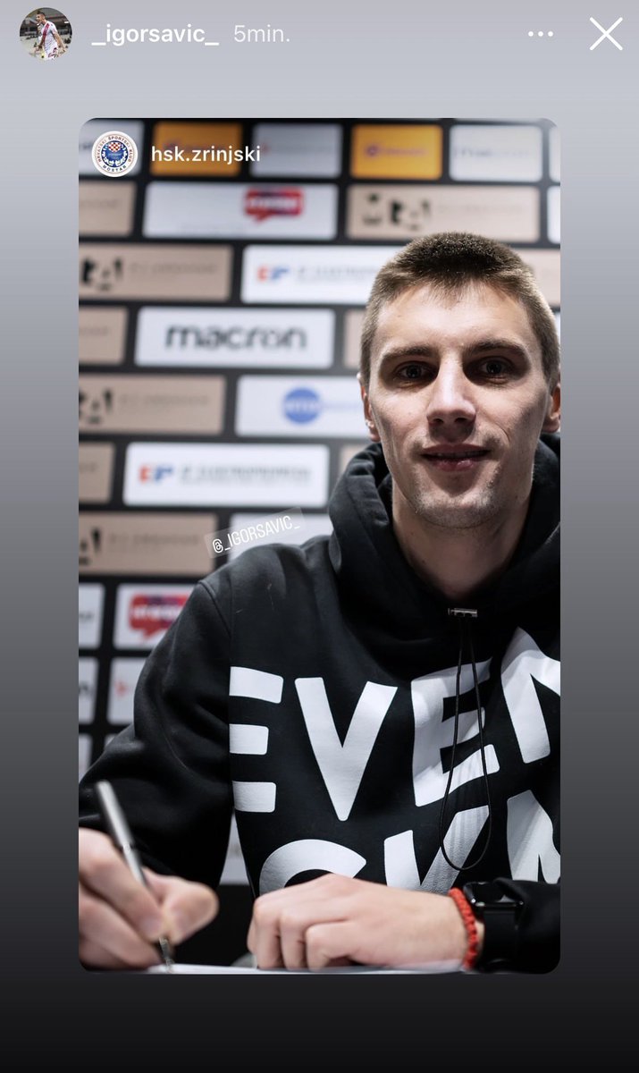 SebaDeKocker's tweet photo. Exit Savic 🫣 @esseveeofficial https://t.co/g42unw8acZ