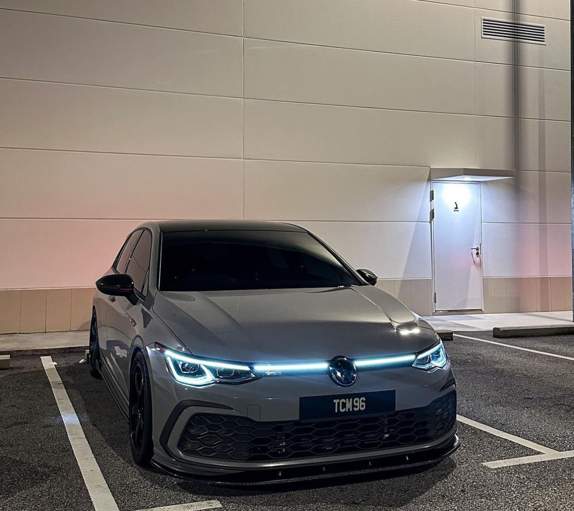 FastCarsWorld's tweet photo. Volkswagen Golf 8 GTI 🏴‍☠️ https://t.co/LTAYQ6no33