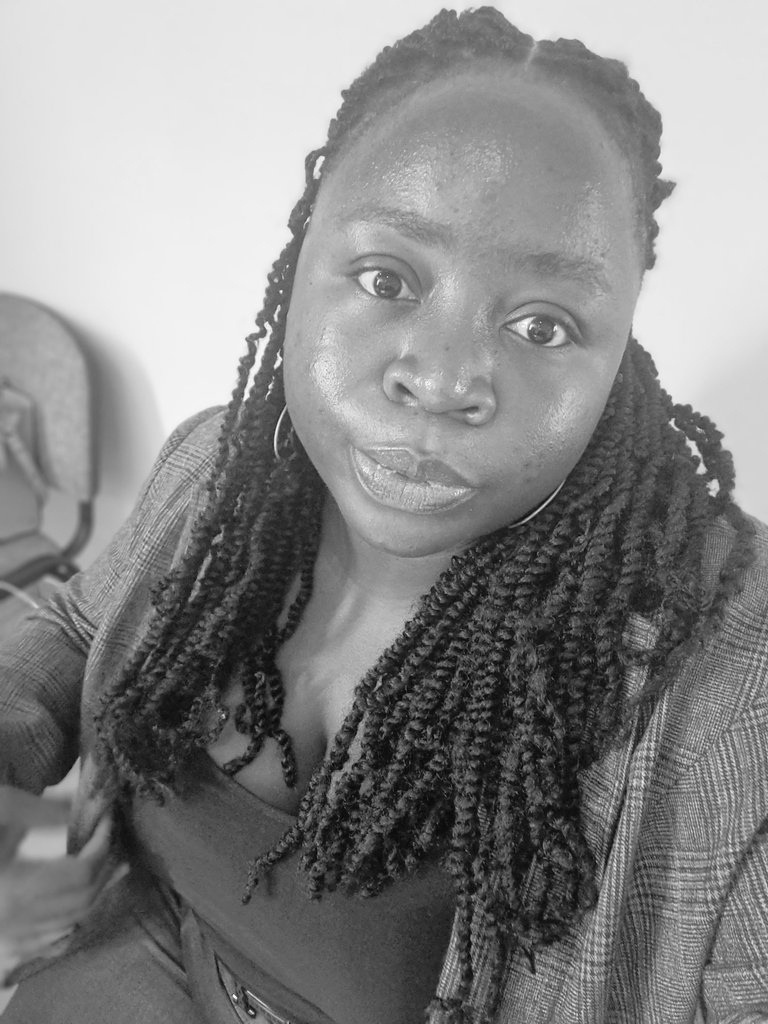 massah_bockarie's tweet photo. Thrilled to be back at work today🍾
Grateful for a work environment where our shared feminist values drive us to remake the world. I am proud of the impactful work we do at @Purposeful_org
#Feminist
#CollectiveAtwork https://t.co/5ZVFOs06u0
