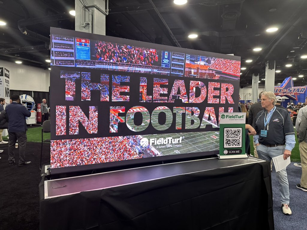 jdeaster11's tweet image. Come see us at the Skills &amp;amp; Drills area at the 2024 AFCA Show in Nashville. @FieldTurf 🏈🏈 
#leaveitallonthefield