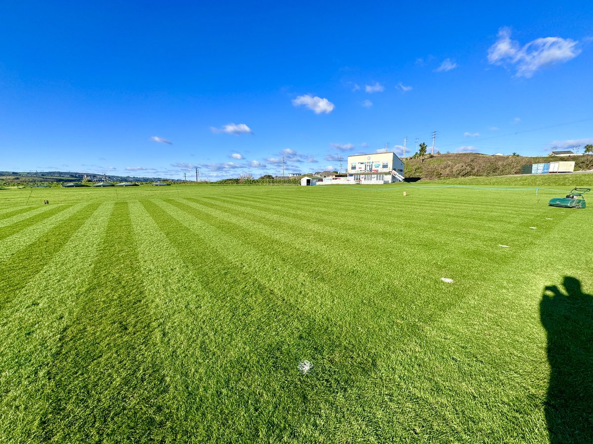 🎉 Happy New Year from everyone at Hayle Cricket Club 🎉

We would like to say a massive thanks to all of our members, sponsors, players &amp; supporters.

Roll on 2024, leagues are all confirmed so that means not long till cricket in the ☀️ on the towan

🏏 See you all very soon 🏏