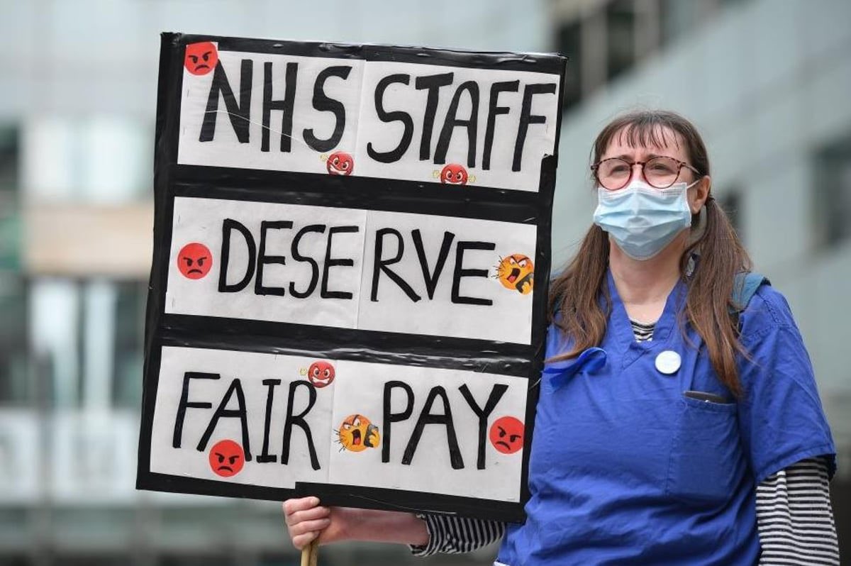 £14 per hour is not a fair wage for a junior doctor Please RT if you agree