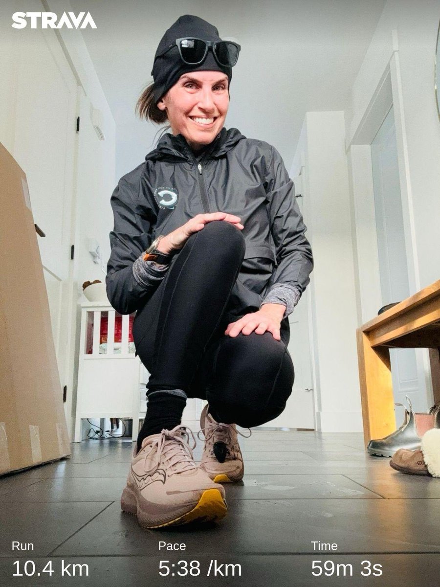 s_maydanski's tweet photo. 10k in the books today on a windy Monday💨❄️, how far did you run? #strava #stryd #lululemon #saucony #nike #smartwool #apple #smile #runhappy #marathon #windy #fleece #gortex Check out my run on Strava.
https://t.co/XKJiQYs2L0 https://t.co/4QERiFWva0