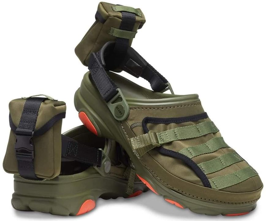 ForceWearHQ's tweet photo. 🤣 List your muckas who would wear these bad boys lol 👇🏻
#TacticalCrocs #OG #ForcewearHQ https://t.co/jc9KAGIF0b