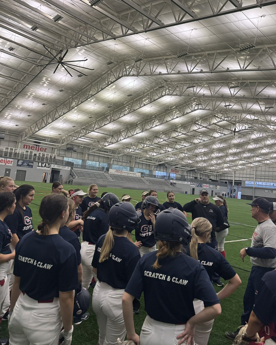 ClearyCougarSoftball tweet media