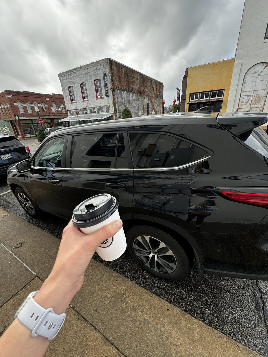 Lisa here. Fueling up in Brenham, TX for whatever happens in the Houston area later. Taking Gladys (the new rig) out on her inaugural chase.