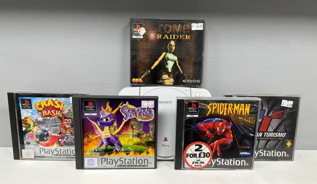 magegamesuk's tweet photo. Nice PS1 Slim bundle 😍 Here: https://t.co/EDE2AAPm7C via @OmegasEmporium https://t.co/oUO8CgHmkg