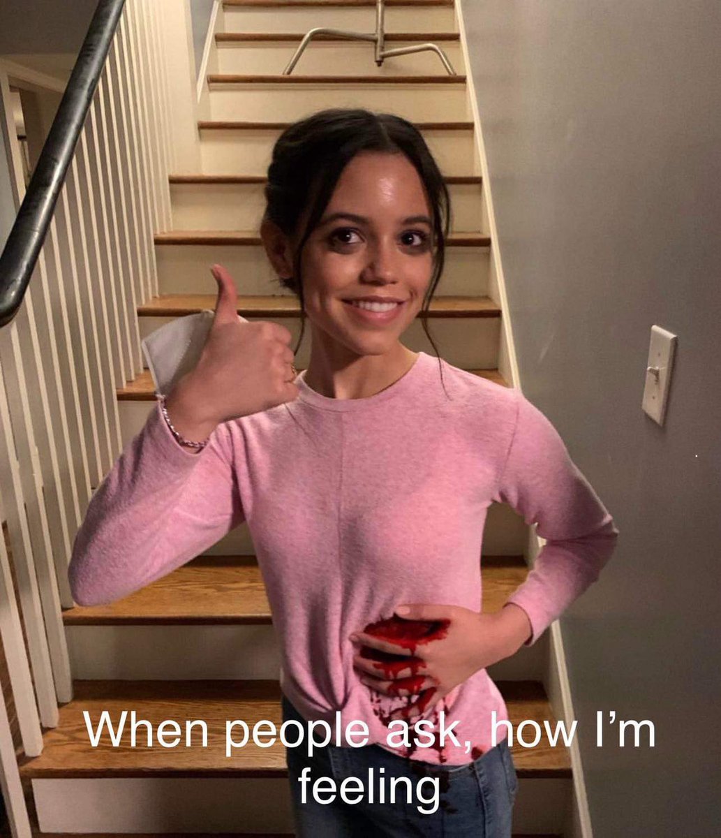 Random0824's tweet image. I was apparently in so much pain for 3 years for my gallbladder attacks that it apparently gave me bionic gut and i don't feel pain. I should by now but i'm not feeling pain.