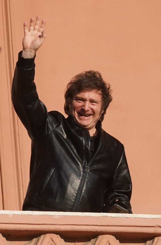 El Pelado De La TV tweet media