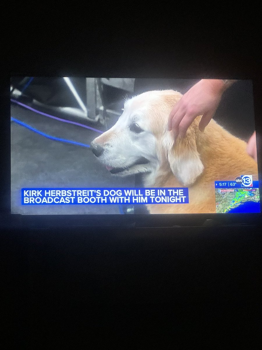 JayFontaine's tweet photo. @aqshipley Ok… I think you may be onto something… it’s the #NationalChampionship game and this is what Houston news is talking about @BostonConnr https://t.co/TMfbU1iCru