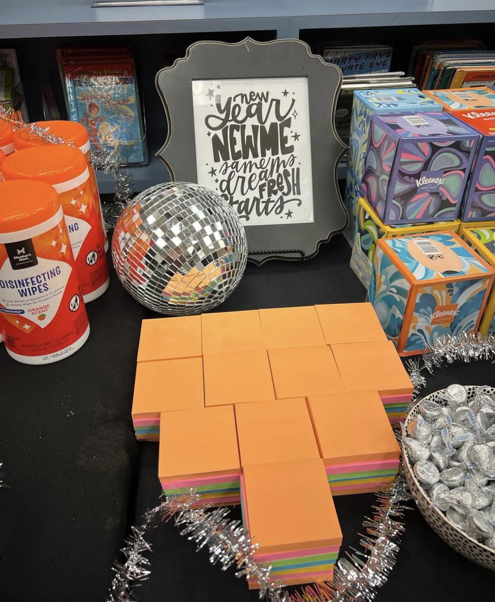 What a great way to kick off the new year! Our PTA provided us with a fantastic breakfast AND our faves - sticky notes, wipes &amp; tissues. Thank you for always supporting our Terrapin community. We LOVE ya!!! <a href="/ABETerrapins/">Armand Bayou Elem.</a> #ccisdmoments